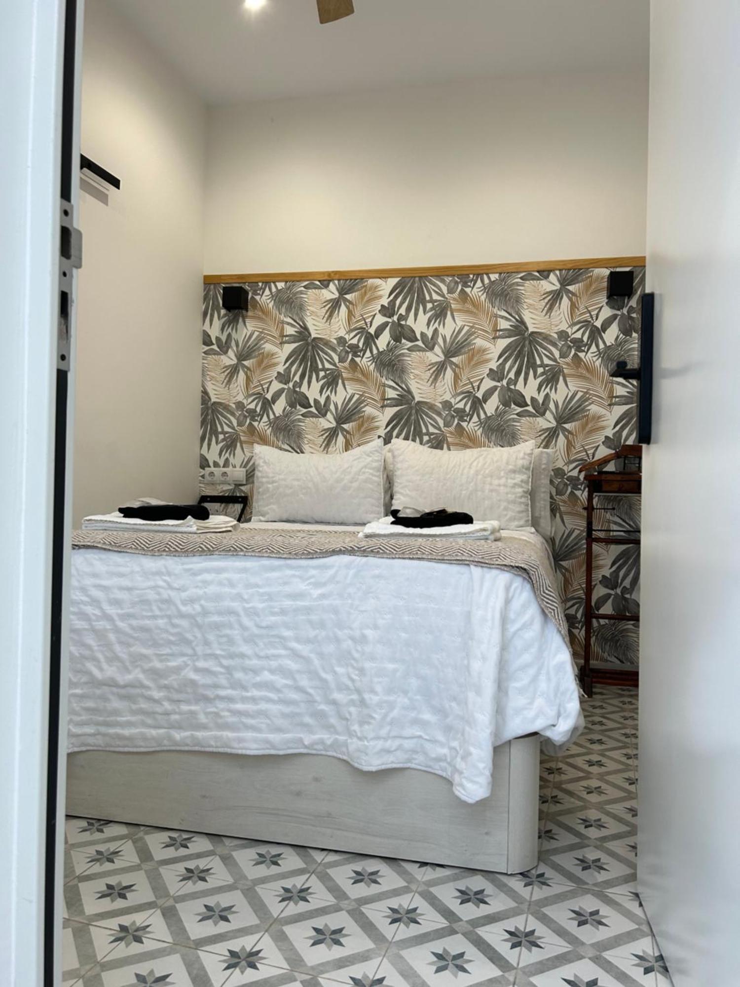 Eme Sevilla Turistica Экстерьер фото